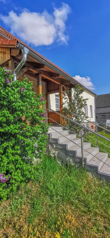 Apartment In Herrenhaus Gross Pinnow Exterior foto